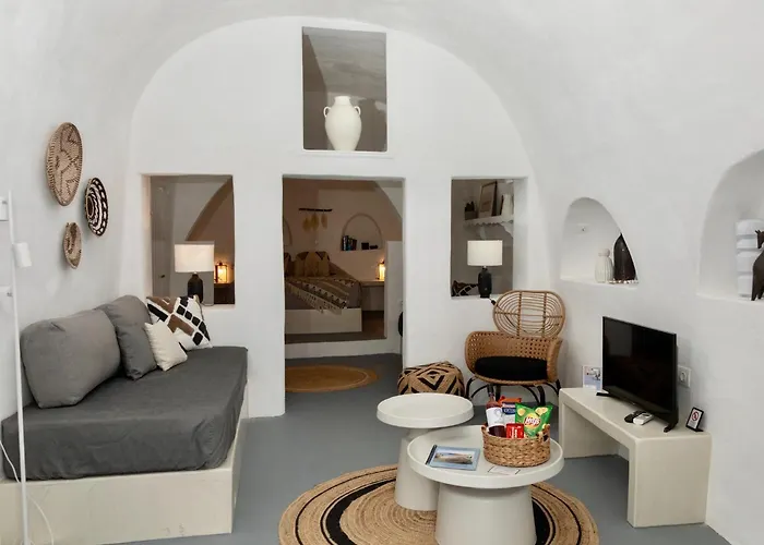Little Rock Villa - Oia