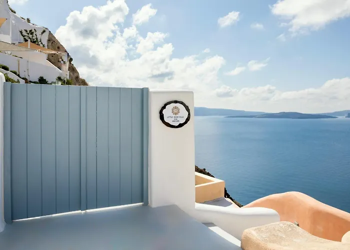 Little Rock Villa - Oia